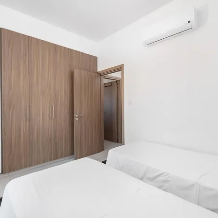 Apartment Downtown Urban 2 Bedroom
