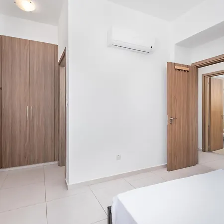 Apartment Downtown Urban 2 Bedroom *