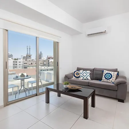 Apartment Downtown Urban 2 Bedroom Larnaca