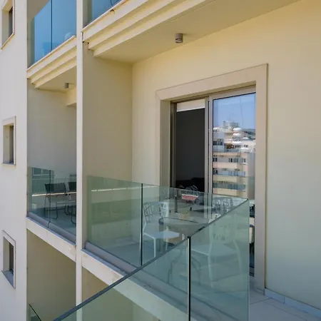 Downtown Urban 2 Bedroom * Larnaca
